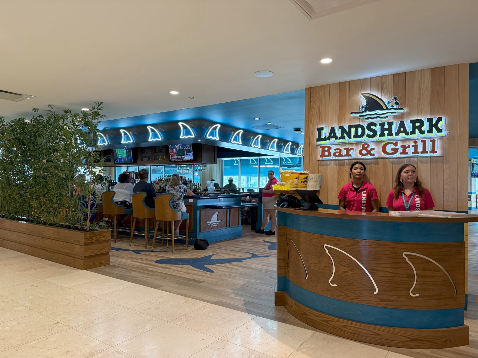 Landshark Bar & Grill