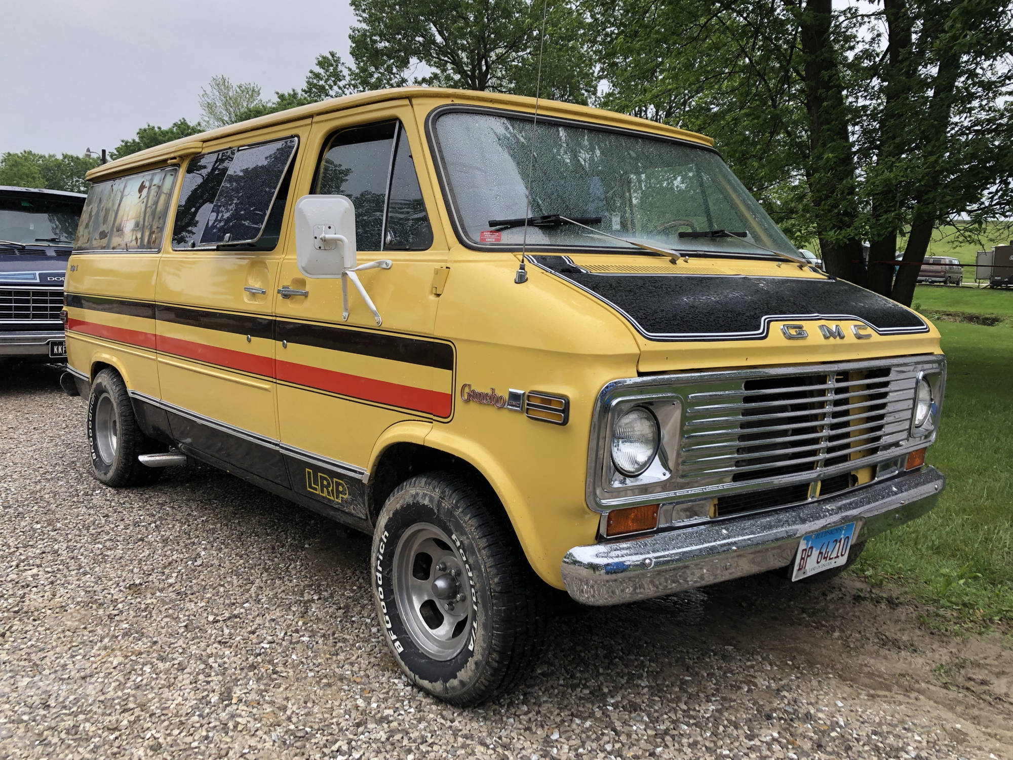 Mike & Suzy Phillips Panel Trucck - 3 Trails Vans