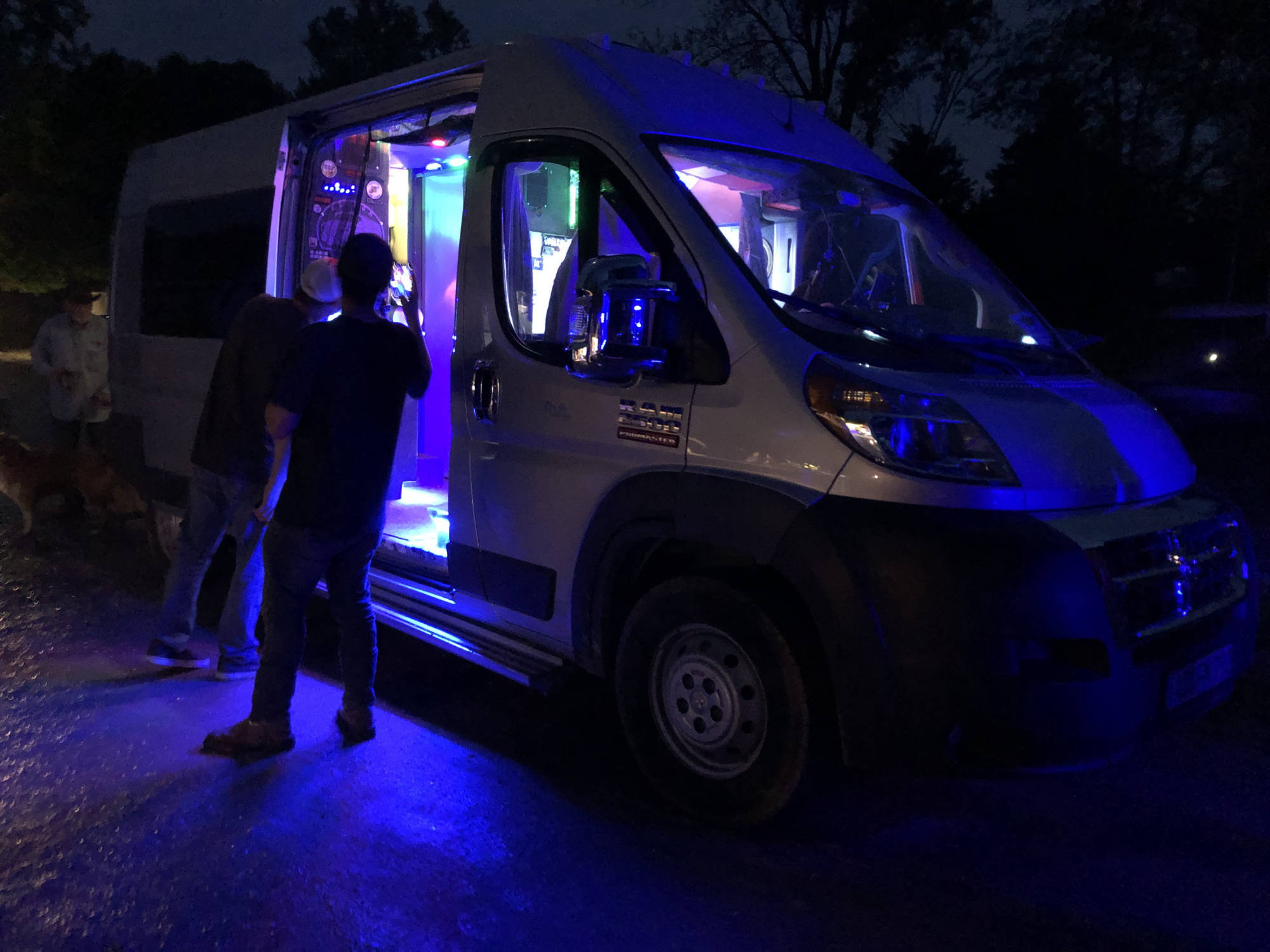 Mike & Suzy Phillips Panel Trucck - 3 Trails Vans