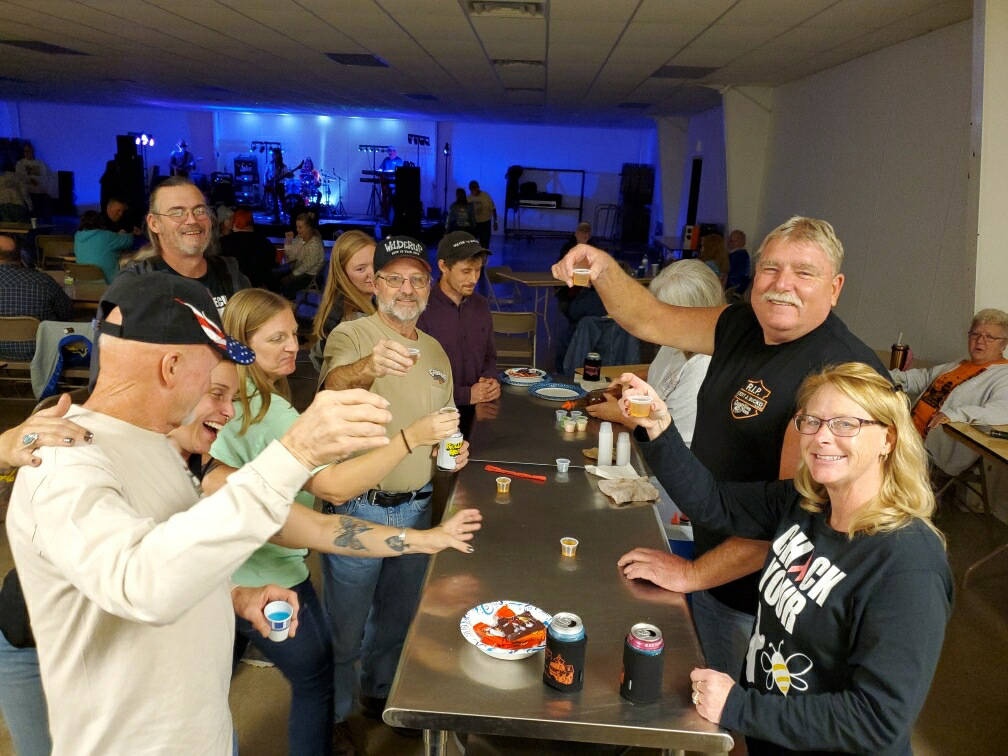 Mike & Suzy Phillips Panel Trucck - 3 Trails Vans